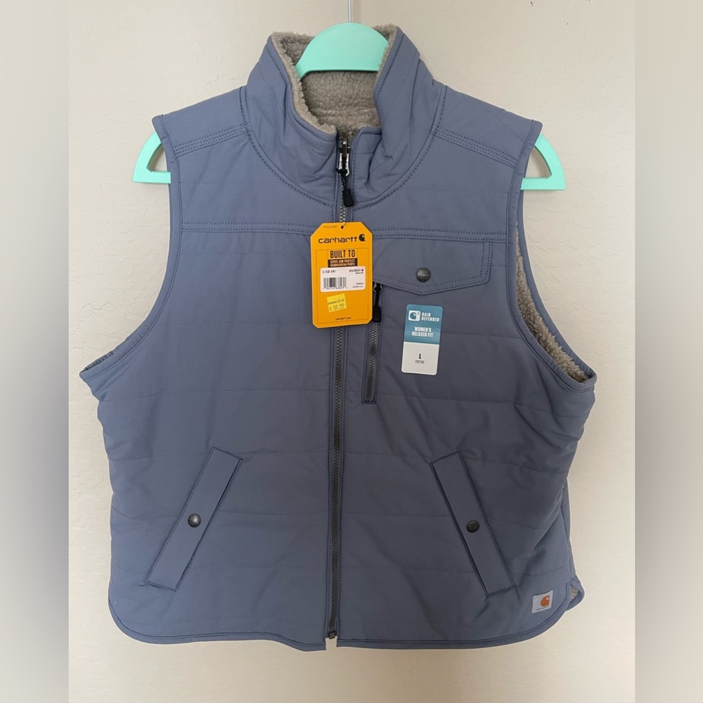 WOMEN’S CARHARTT VEST